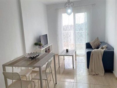 Apartment Belvilla by OYO Apartment in Arona - Features photo 10