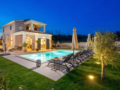 Villa Lente in Muntrilj - Villa