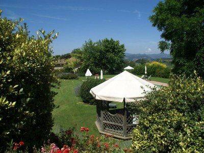 Apartment Apartment in Montone with Pool & Garden - Outdoor photo 11
