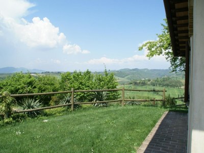 Apartment Apartment in Montone with Pool & Garden - Environment photo 27