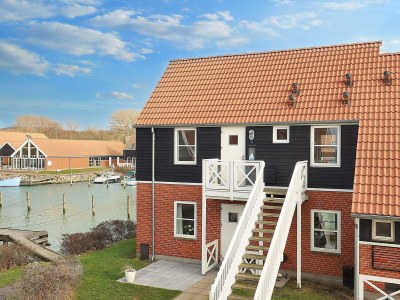 Holiday house Beautiful holiday home in Borre-By Traum - Holiday house