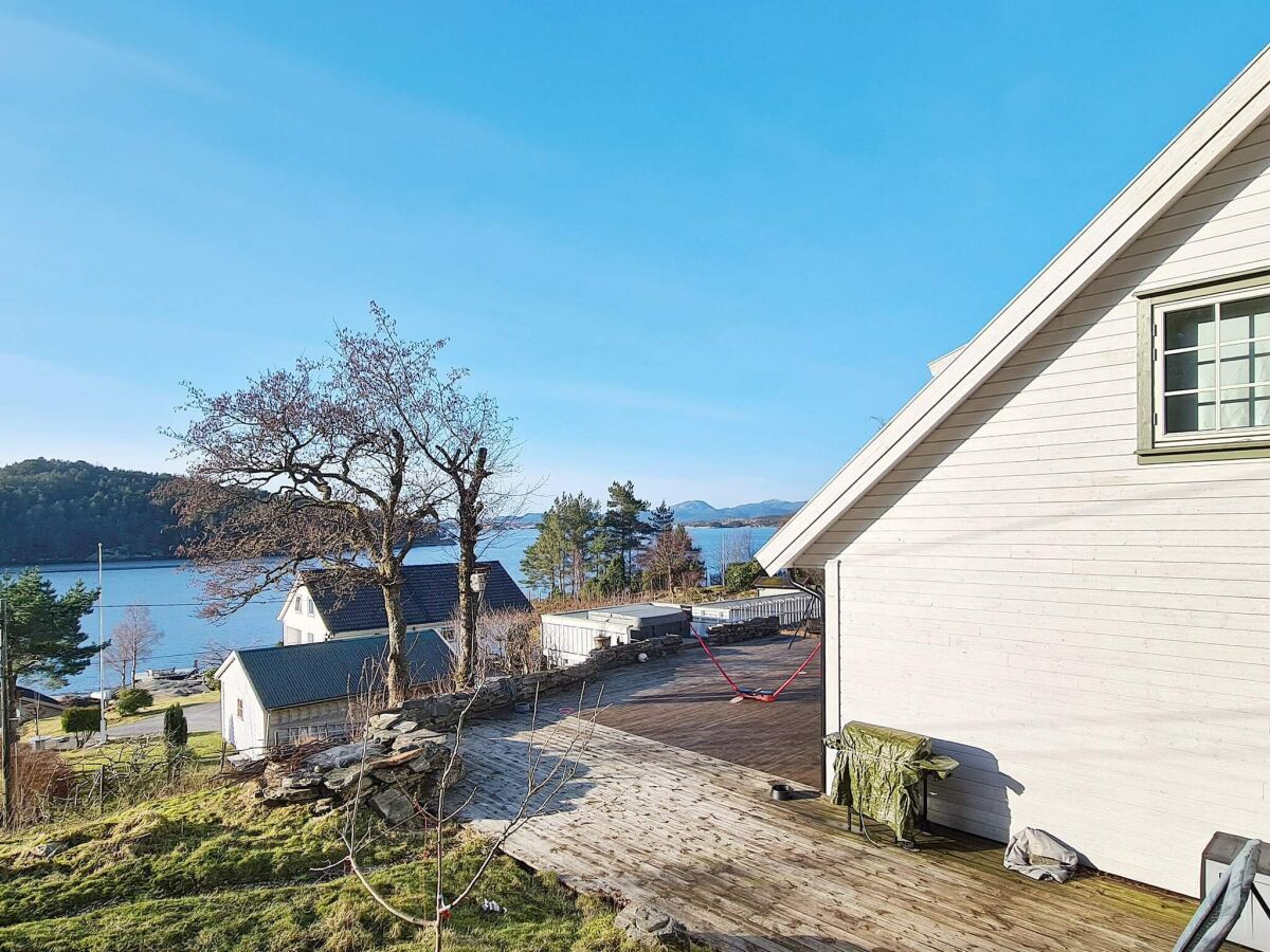 Holiday house 8 person holiday home in Masfjordnes-By Traum