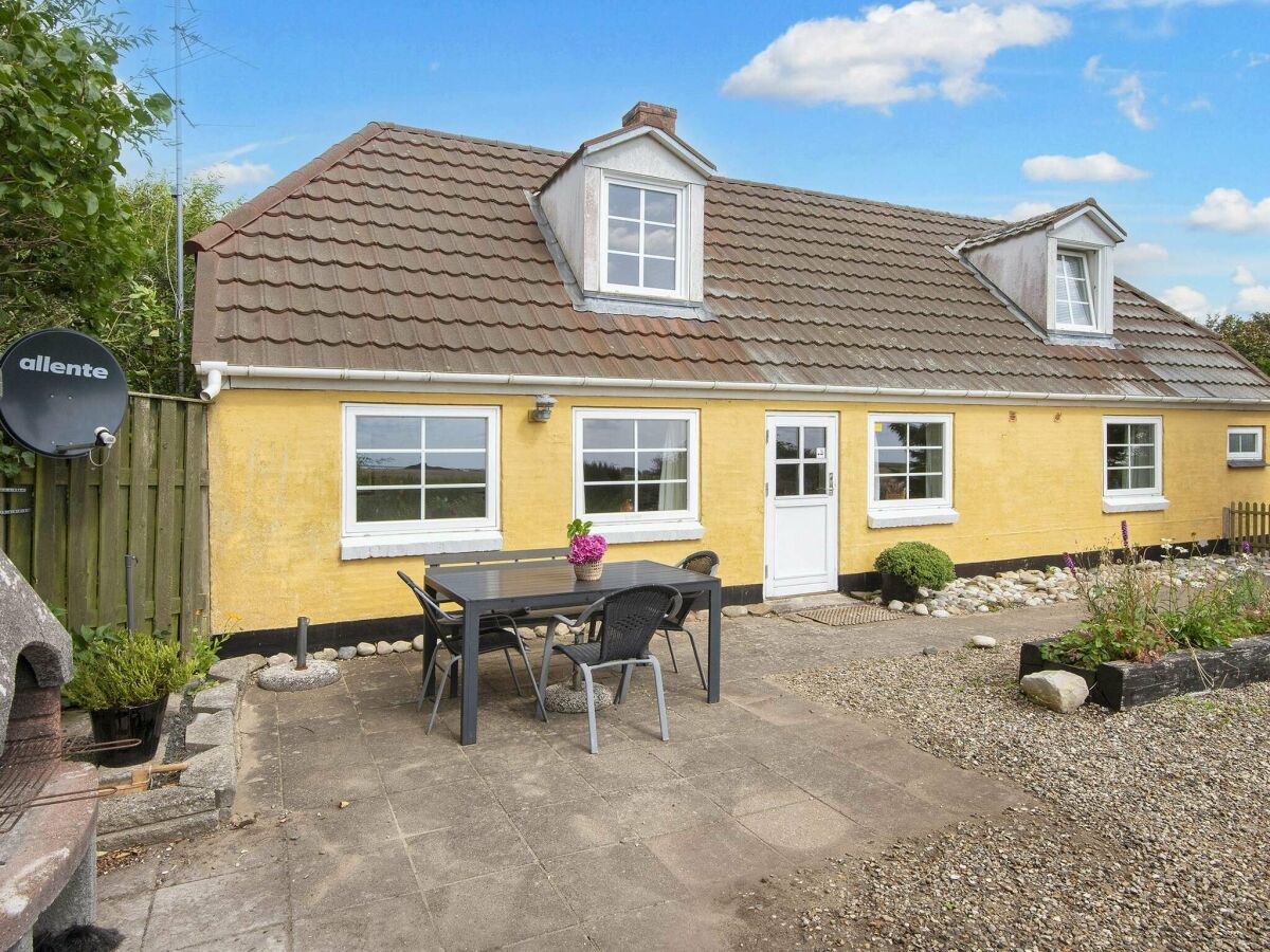 Holiday house 6 person holiday home in Ringkøbing-By Traum