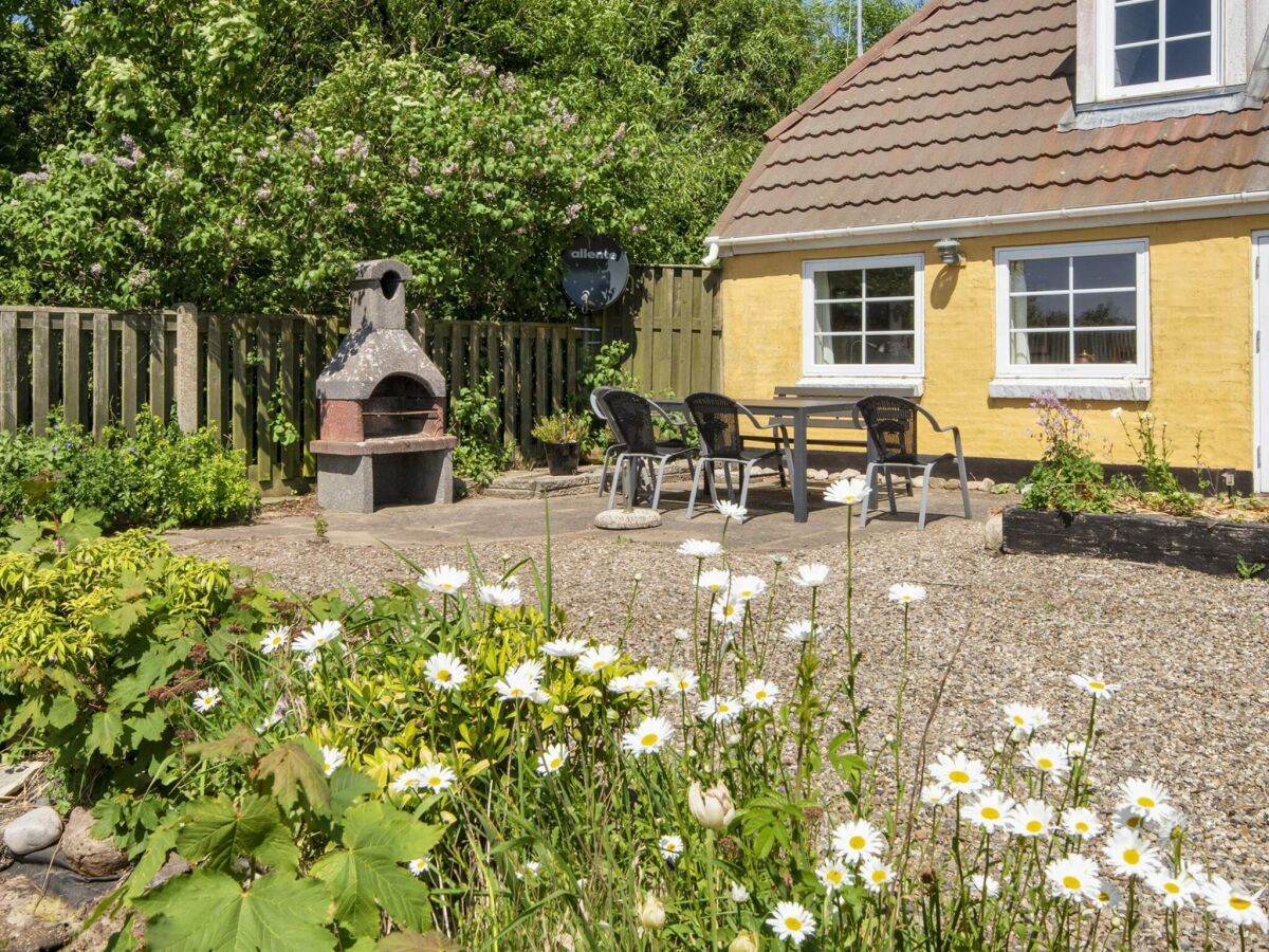 Holiday house 6 person holiday home in Ringkøbing-By Traum - Outdoor photo 3