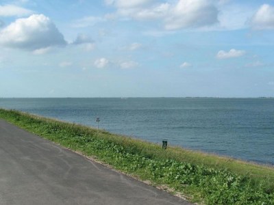 Holiday park Holiday Home in Zeeland with Streamside Terrace - Environment photo 30