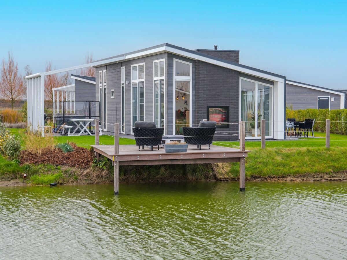 Holiday park Detached House on Lake in Zeeland Holiday Park