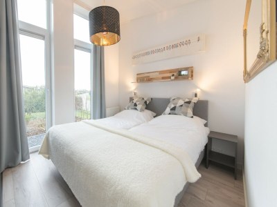 Holiday park Detached House on Lake in Zeeland Holiday Park - Features photo 8
