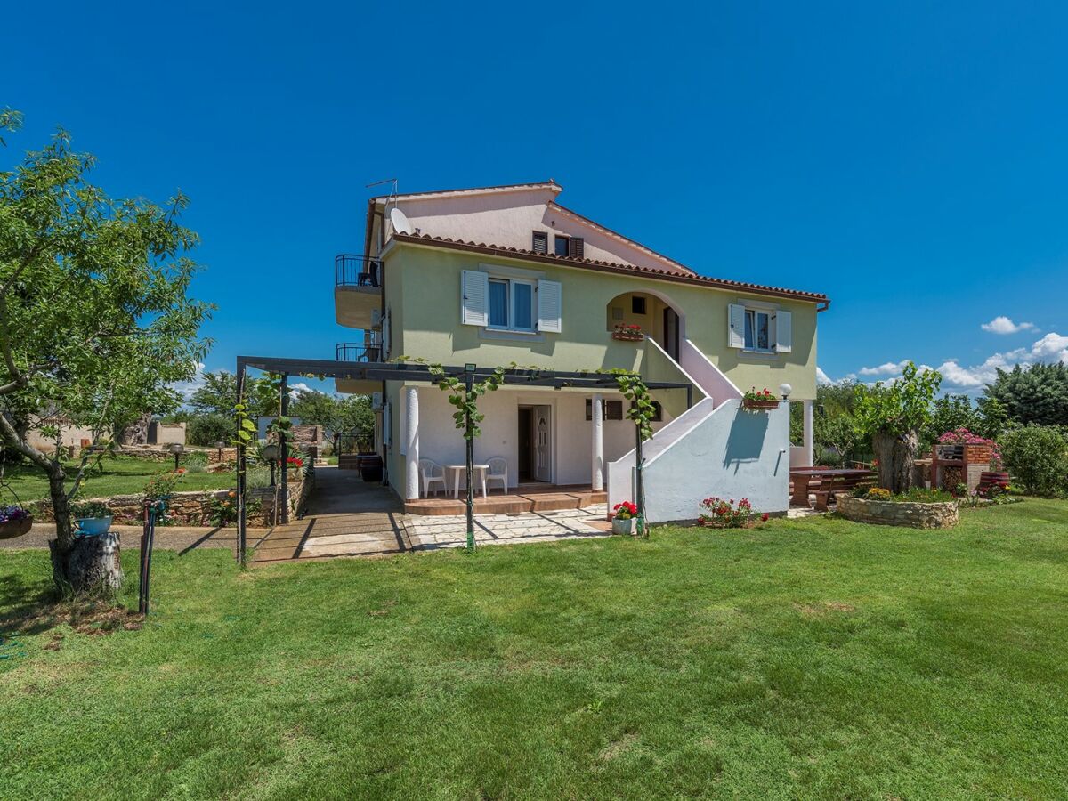 Apartment Apartments Stanko Fazana  - One bedroom A4 with Garden View - Outdoor photo 5