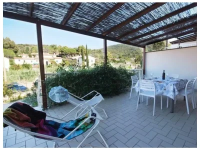 Apartment Apartment Procchio A in Procchio - Apartment