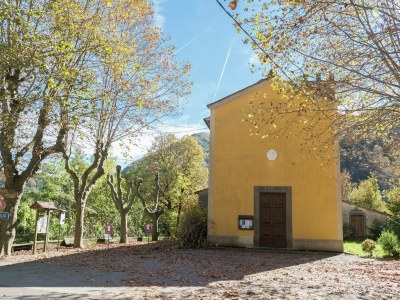 Cottage Mansion in Pescaglia near Tuscan Coast - Environment photo 21