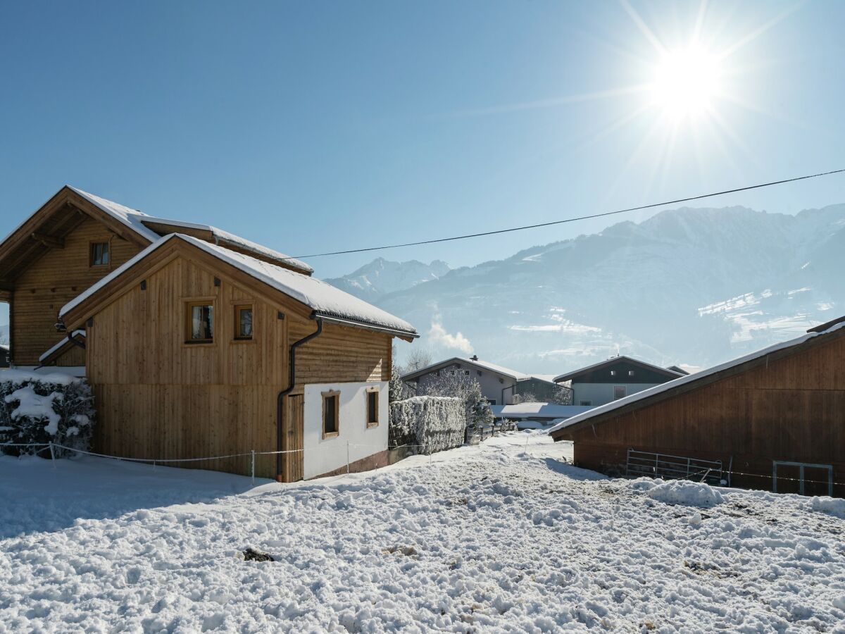 Holiday house Chalet in Piesendorf near Ski Slopes - Outdoor photo 2