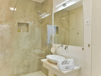 Villa Luxusvilla mit Pool, Wellness und Meerblick - Features photo 29