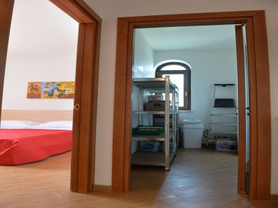 Holiday house Villa in Casalini with Pool & Olive Garden - Features photo 48
