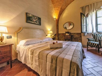 Holiday park Country House in Tuscany with Pool and Olive Grove in Capannoli - Holiday park