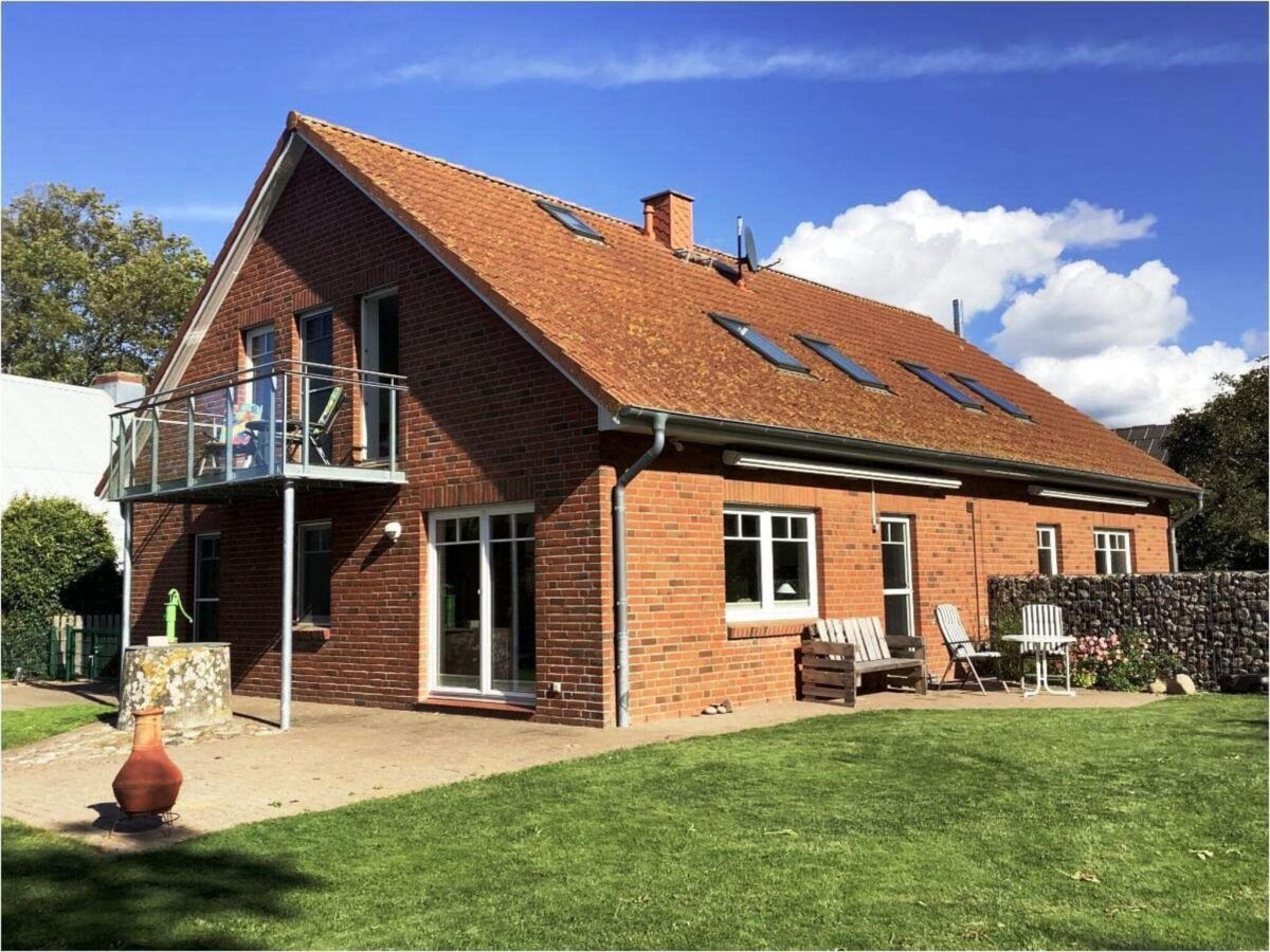 Holiday house Ferienhaus Weiter Feldblick auf Fehmarn - Outdoor photo 4