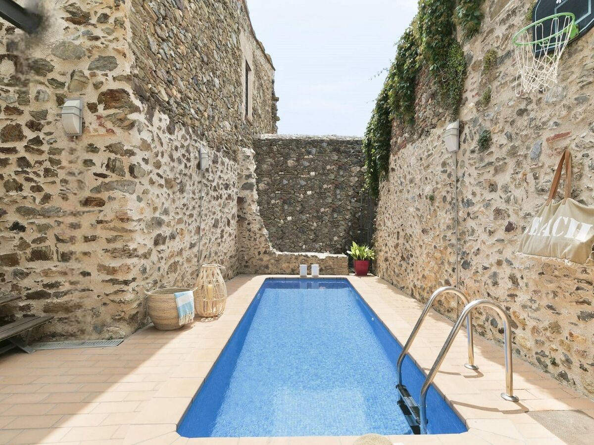Holiday house Herrenhaus in Garriguella mit privatem Pool