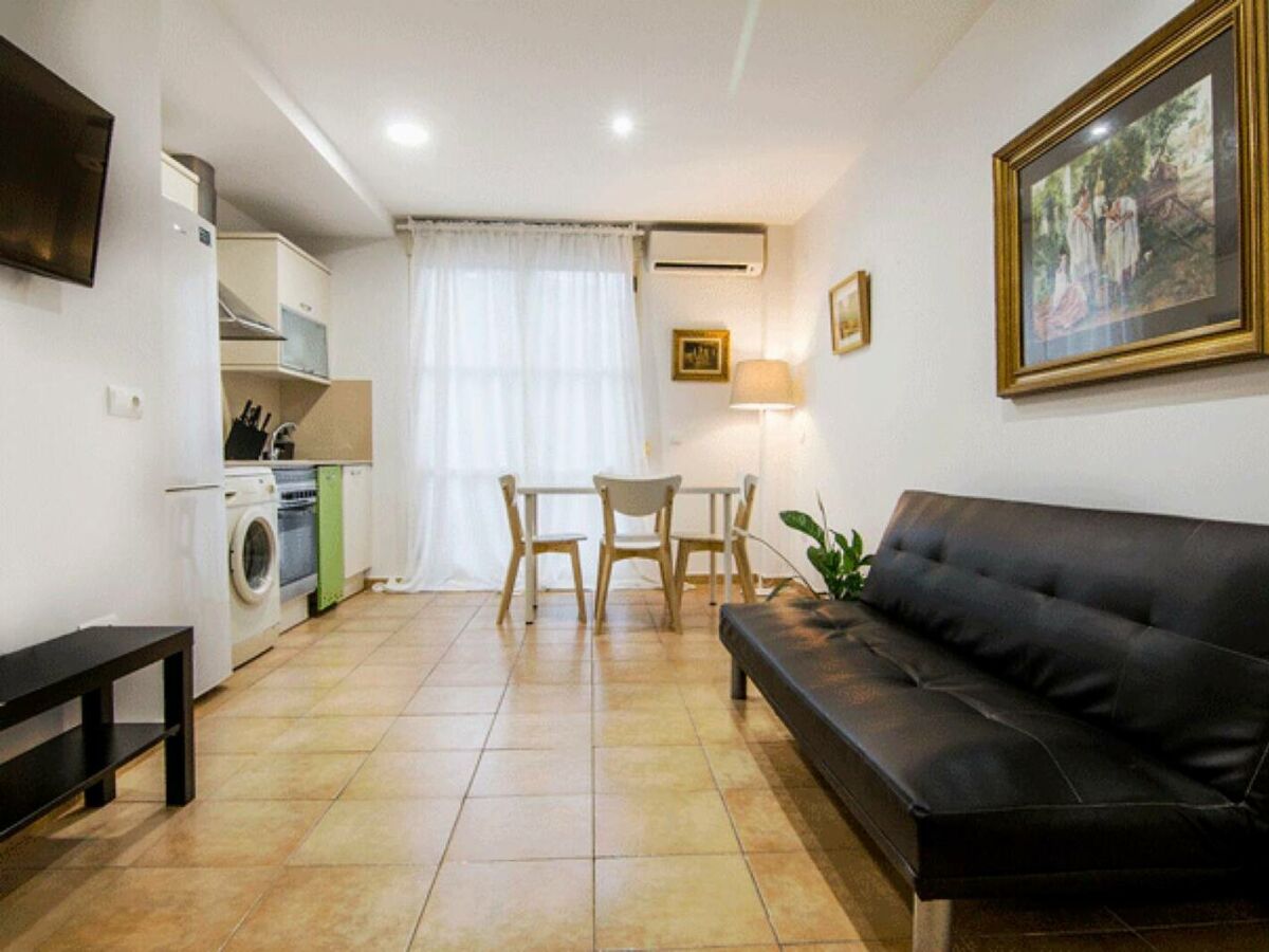 Holiday house Beachside Bliss: Fully Equipped Studio for Four