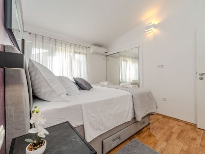 Holiday apartment Grbic 1 - Features photo 18