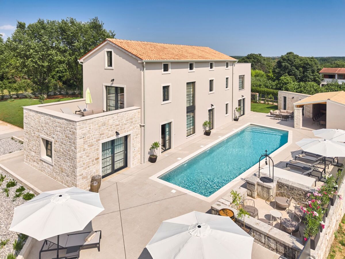 Villa Francis