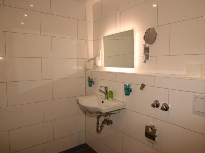 Apartment Apartment in Essen with Balcony & Terrace - Features photo 18