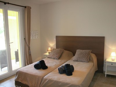 Holiday house Villa in Plan-de-la-Tour with Pool & Vineyard Views - Features photo 12