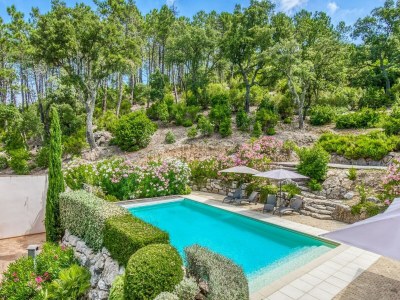 Villa Villa in Le Muy mit Pool und Waldnähe - Outdoor photo 9
