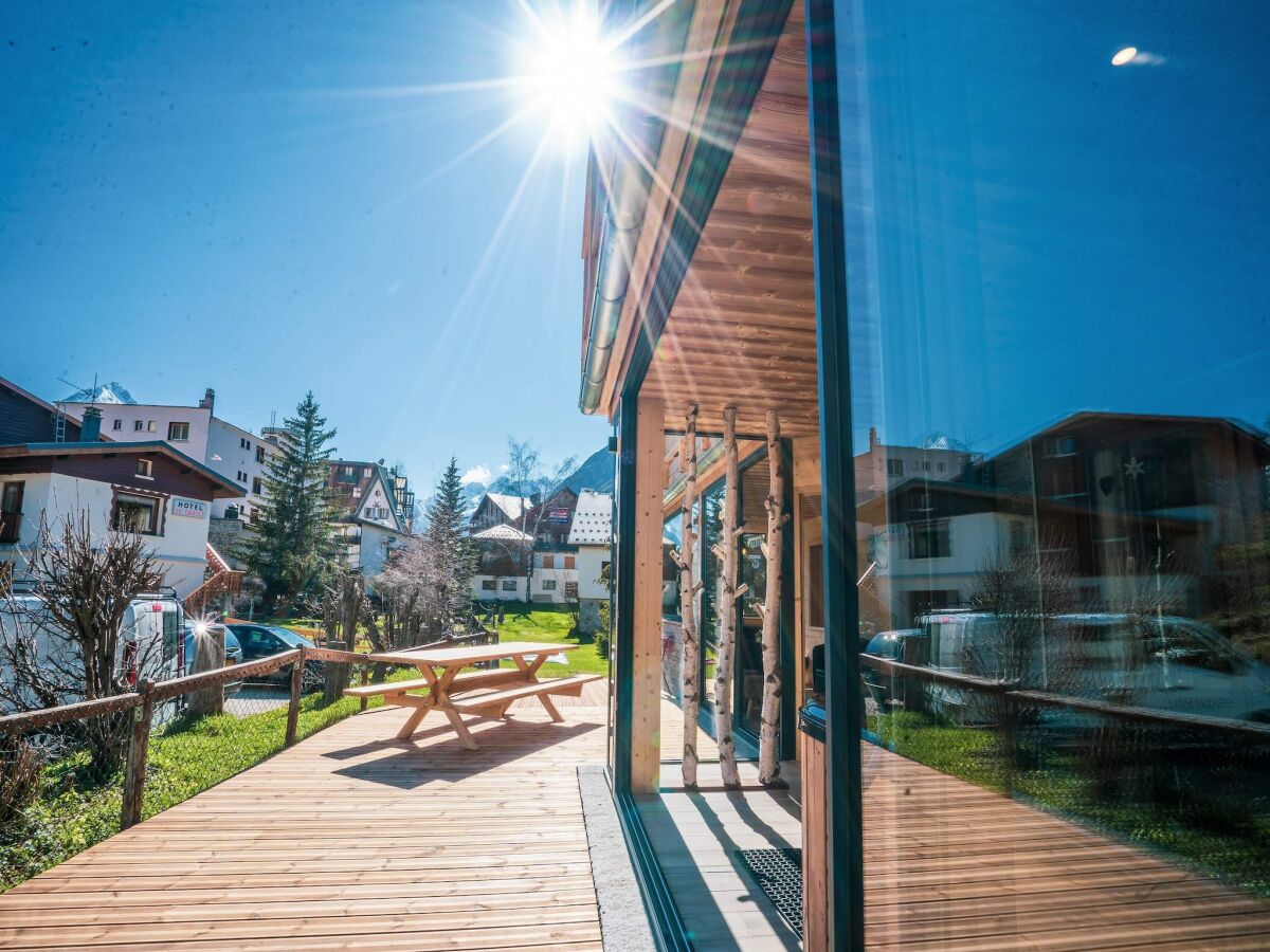 Chalet Chalet in Les Deux Alpes near Ski Lift - Outdoor photo 3