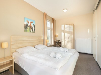 Holiday park Holiday Home in Zeeland near North Sea Beach - Features photo 24