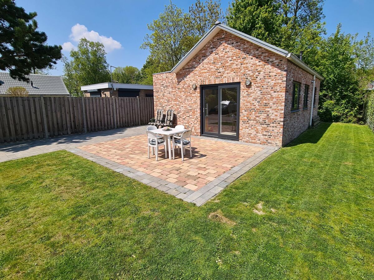 Holiday house Beachside Getaway with Garden & barbecue - Outdoor photo 3