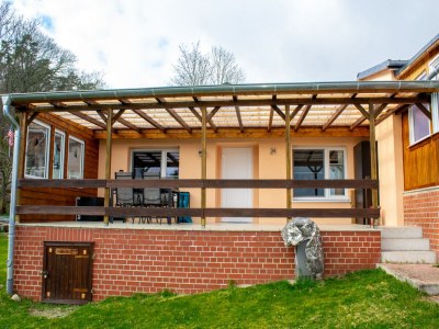 Bungalow Comfort Near Castle Views - Outdoor photo 7