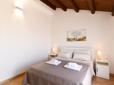 Apartment Schöne Wohnung mit Pool - Features photo 32