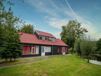 Holiday park Holiday Home in Midlaren, sauna - Outdoor photo 2
