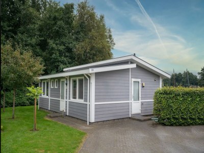 Holiday park Chalet am Zuidlaardermeer für 4 Von Belvilla - Holiday park