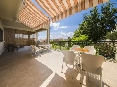 Villa Villa Dvori Viškovi-Seven Bedroom Villa with Swimming Pool in Split - Villa
