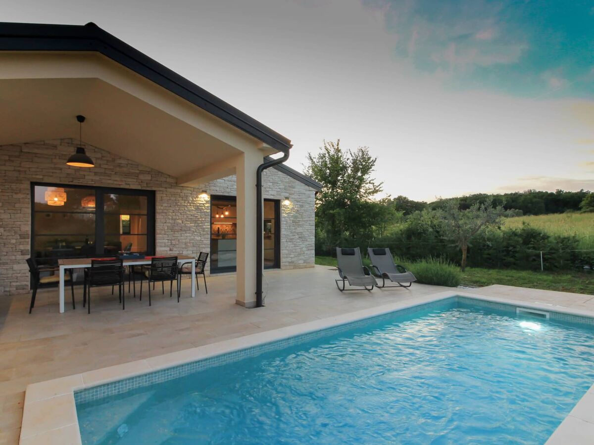 Holiday house Villa Regina in Istria near the sea - Outdoor photo 2