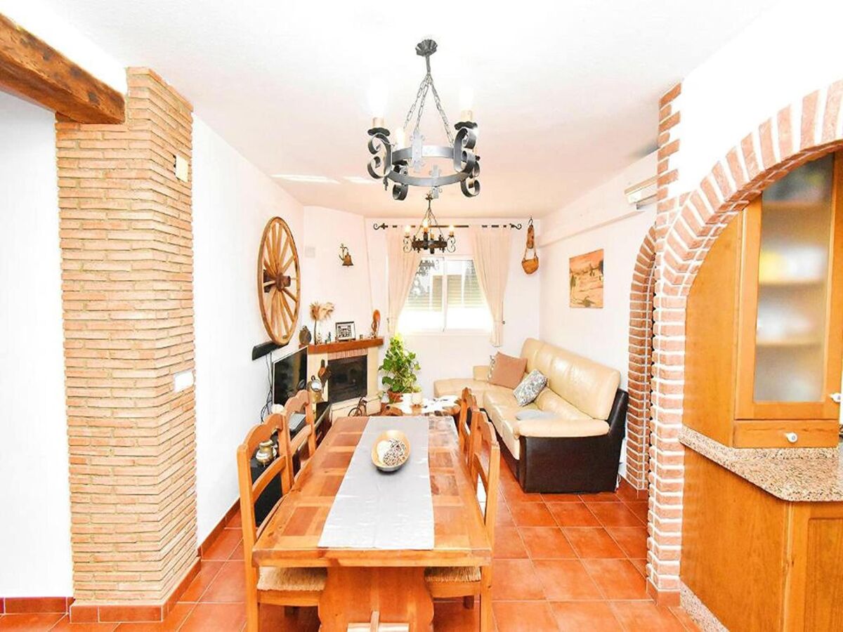 Holiday house House with terrace and parking near the beaches