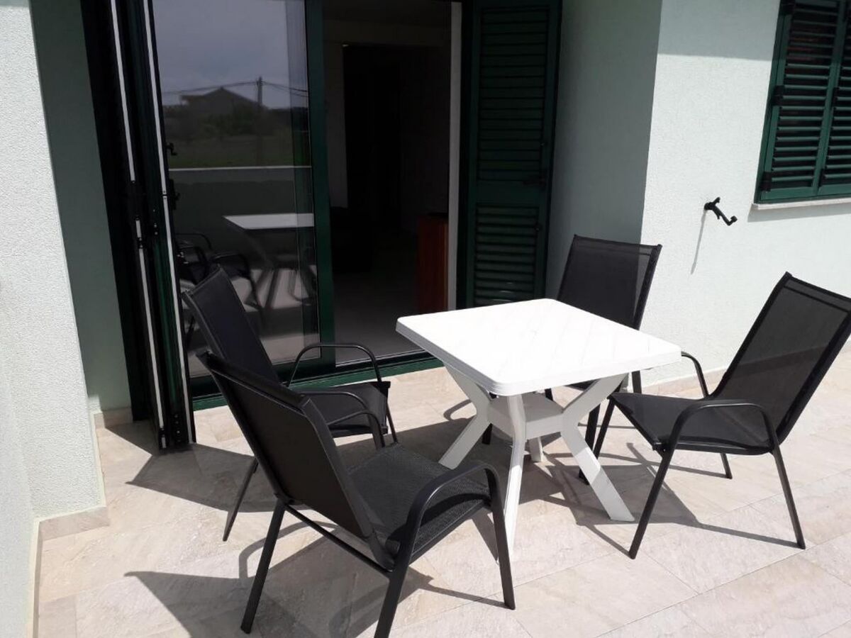 Apartment Apartments Mlikota - One Bedroom Apartment with Terrace - A4 59674
