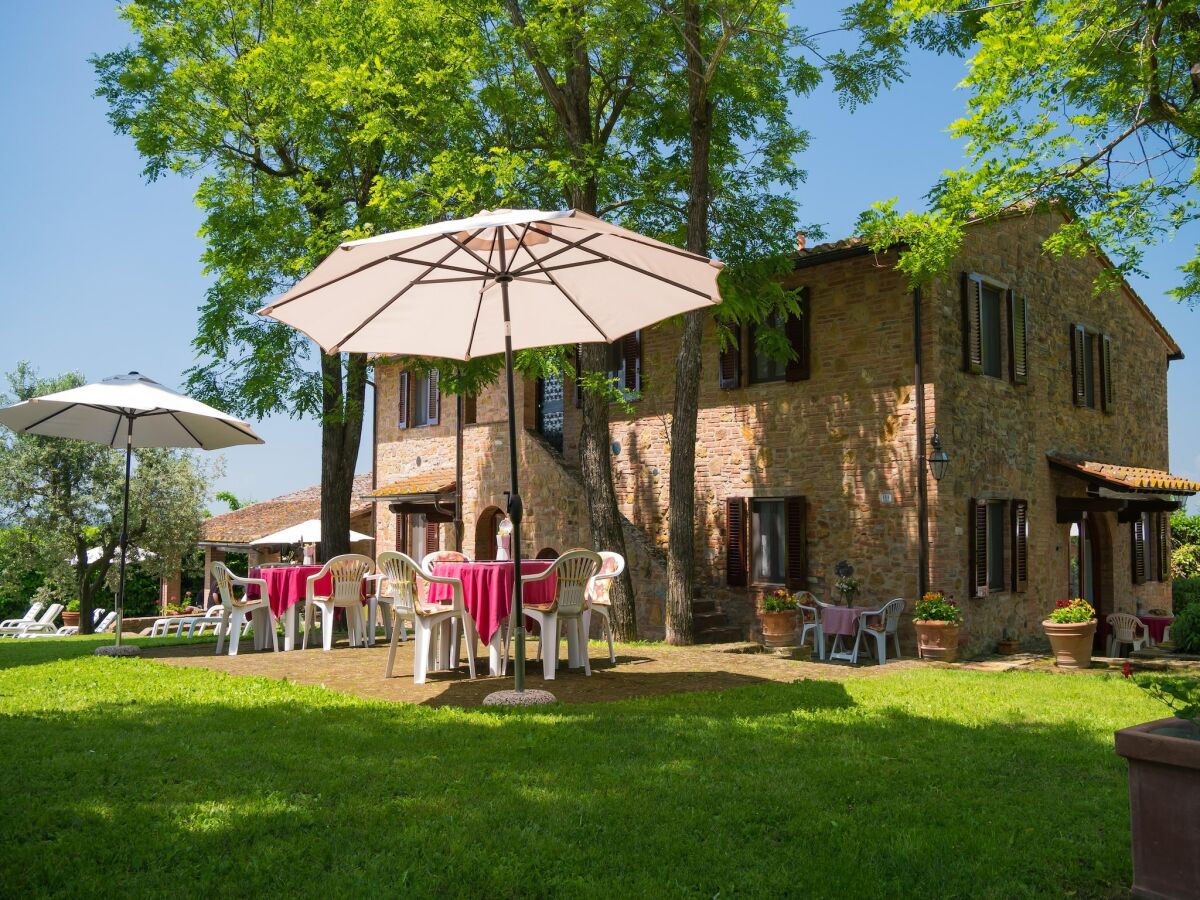 Apartment Chalet in Tuscany with Pool and Scenic Views - Outdoor photo 5