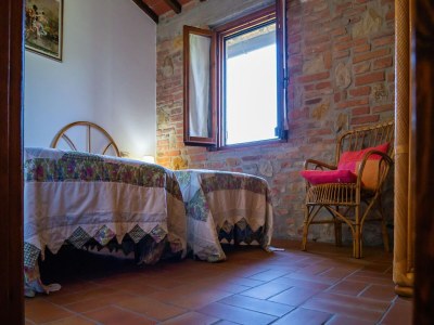 Apartment Apartment with Pool and Countryside Views - Features photo 28