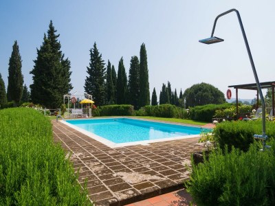 Apartment Rustic Retreat in Tuscany with Pool - Outdoor photo 18