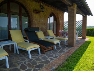 Apartment Rustic Retreat in Tuscany with Pool - Outdoor photo 19