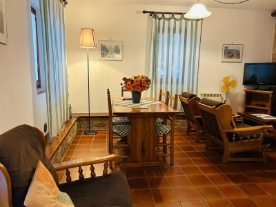 Apartment Rustic Retreat in Tuscany with Pool - Features photo 31