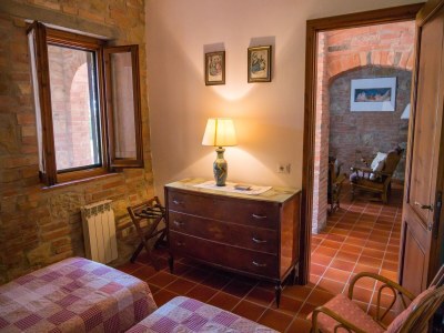 Apartment Apartment in Tuscany with Pool & Garden - Features photo 32