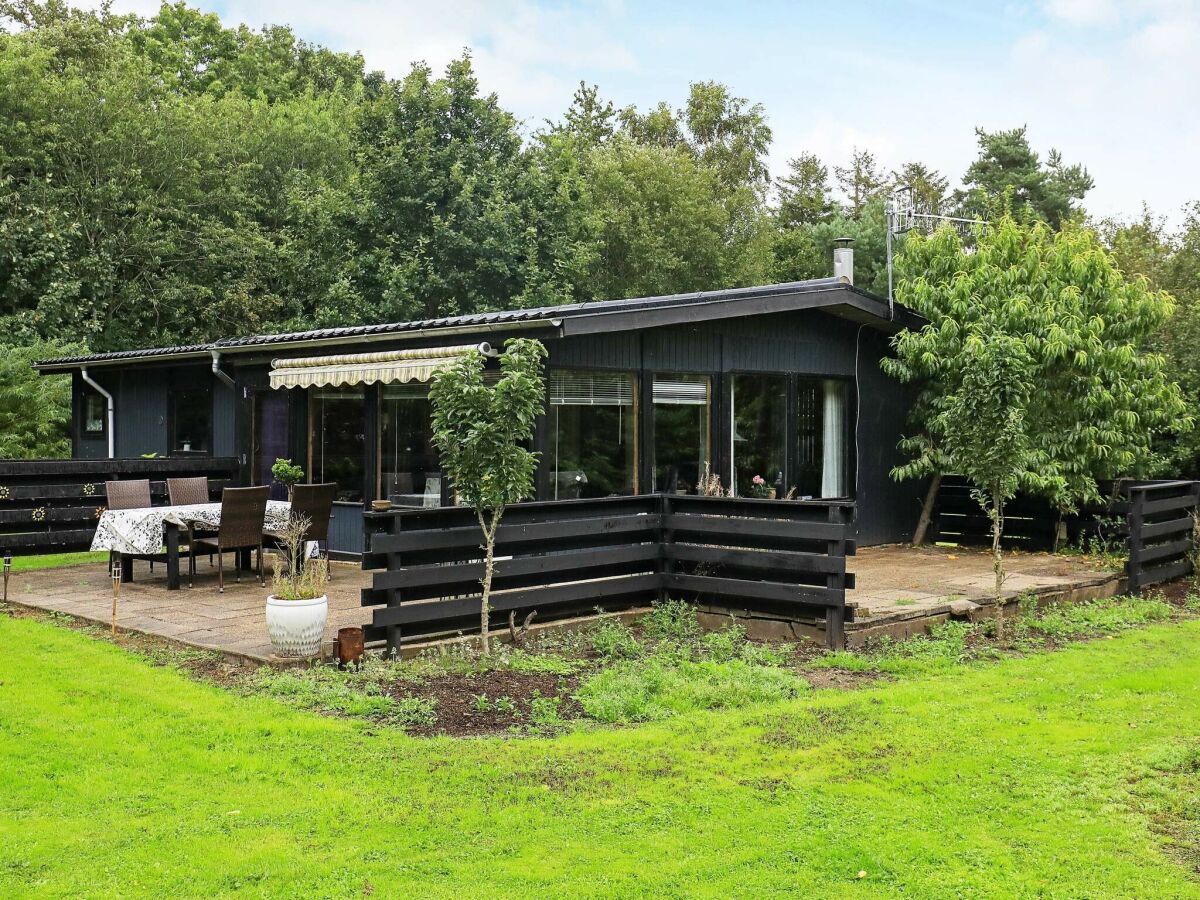 Holiday house Verstecktes Waldrefugium-By Traum