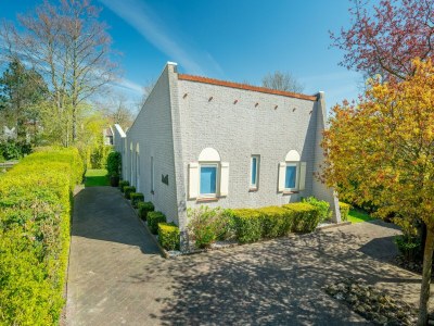 Holiday park Cozy romantic family stay in Brouwershaven - Holiday park