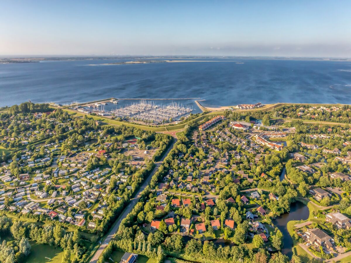 Holiday park Ferienhaus in Brouwershaven am Grevelingenmeer - Outdoor photo 3