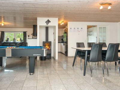 Holiday house Luxus-Ruckzug mit Pool -- By Traum Ferienwohnungen - Outdoor photo 18
