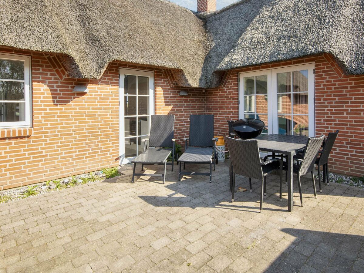Holiday house Luxurioses Refugium mit Pool - Outdoor photo 2
