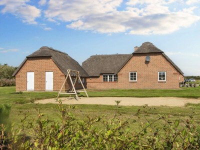 Holiday house Luxury Retreat by the Sea - By Traum Ferienwohnungen - Outdoor photo 16