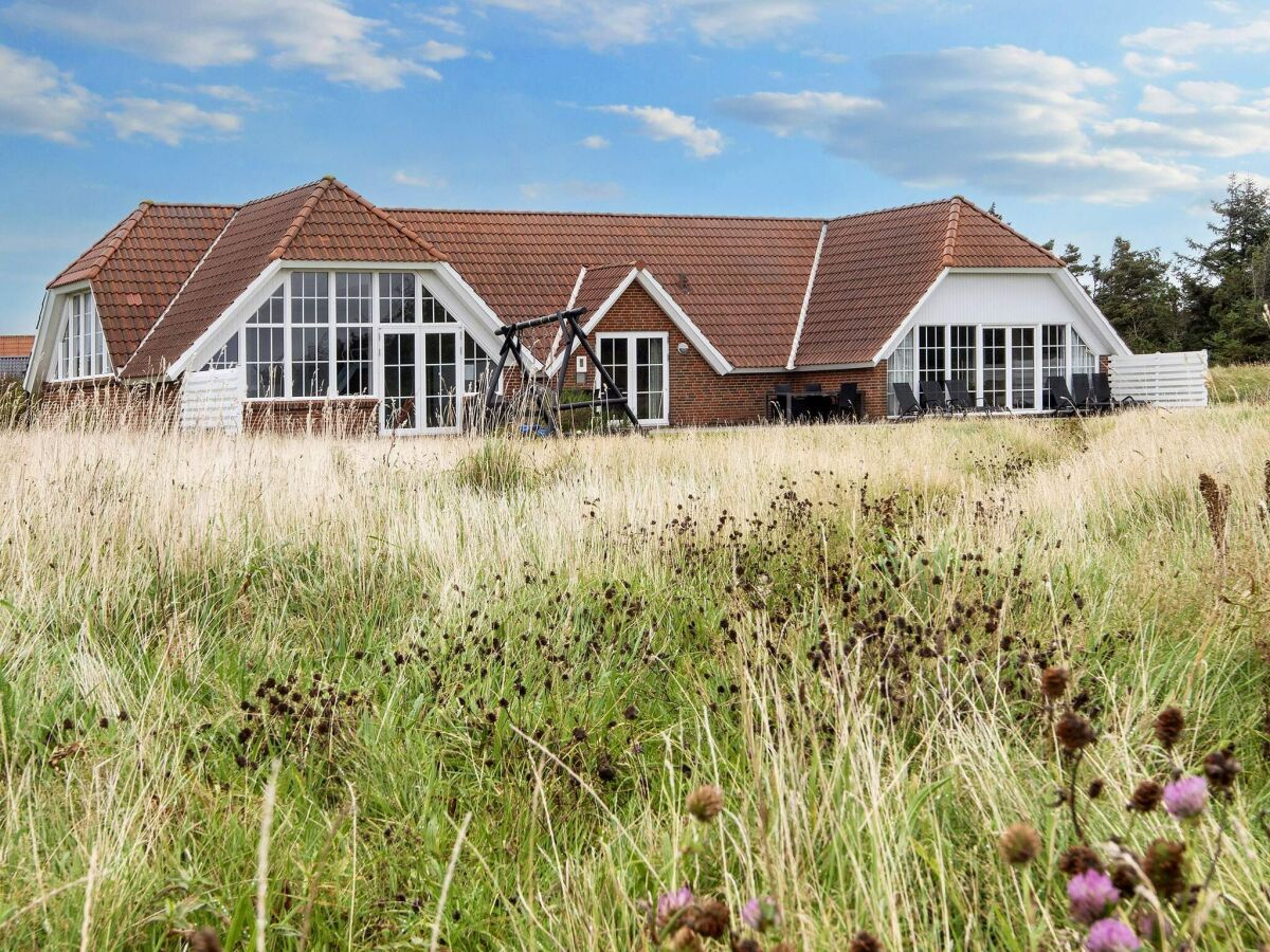 Holiday house Luxus-Poolhaus am Meer -- By Traum Ferienwohnungen - Outdoor photo 2